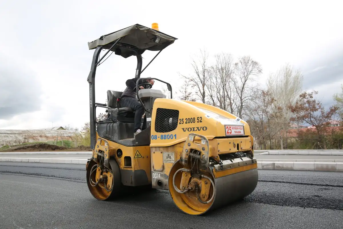 Resurfacing — Iron Ridge Pavement, Central Florida
